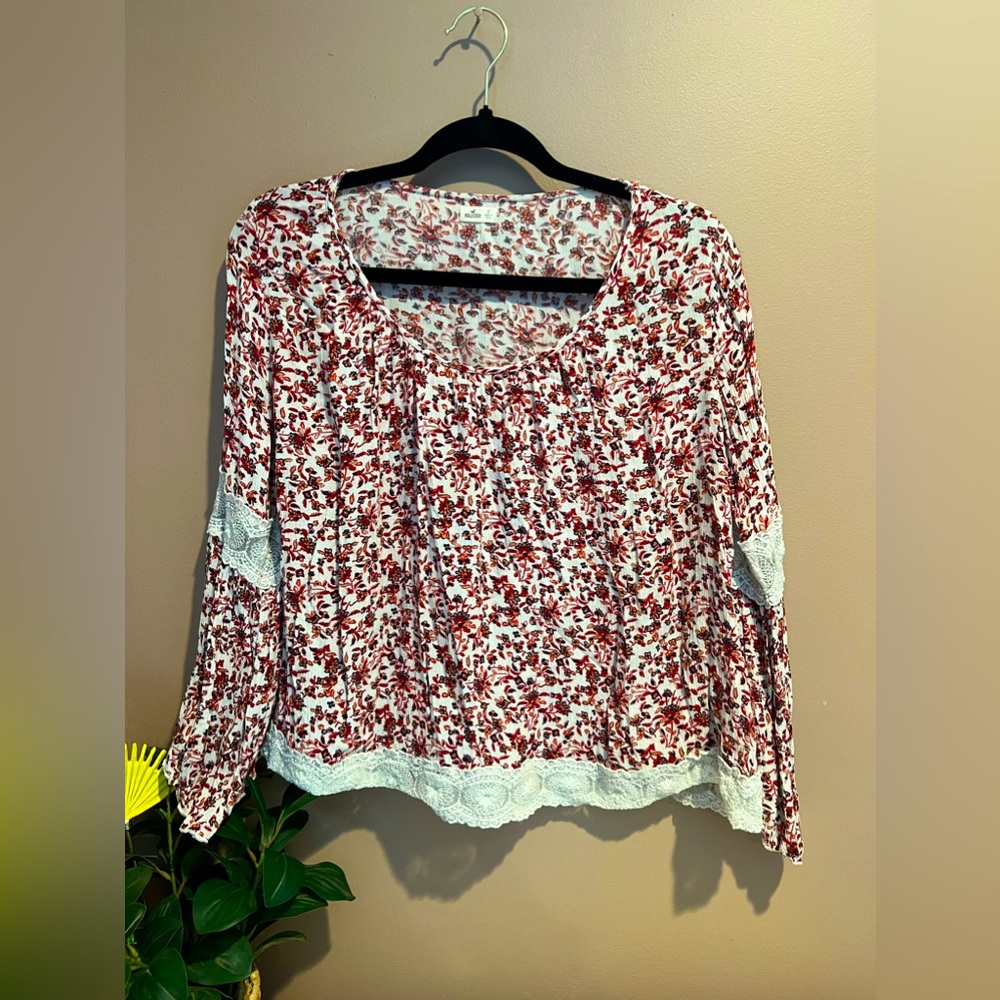Hollister Bell Sleeved Blouse